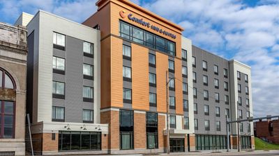 Comfort Inn & Suites Pittsburgh Northshore