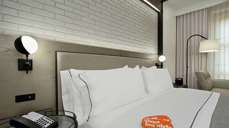 Canopy By Hilton Columbus Downtown Room