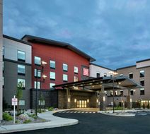 Hilton Garden Inn Wenatchee Exterior