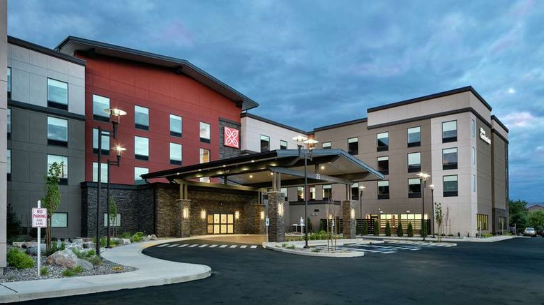 <b>Hilton Garden Inn Wenatchee Exterior</b>. Images powered by <a href="https://iceportal.shijigroup.com/" title="IcePortal" target="_blank">IcePortal</a>.