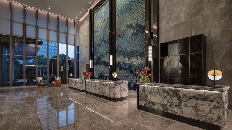 <b>Hilton Taizhou Lobby</b>. Images powered by <a href="https://iceportal.shijigroup.com/" title="IcePortal" target="_blank">IcePortal</a>.