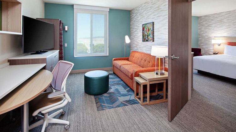Home2 Suites Alameda Oakland Airport Room
