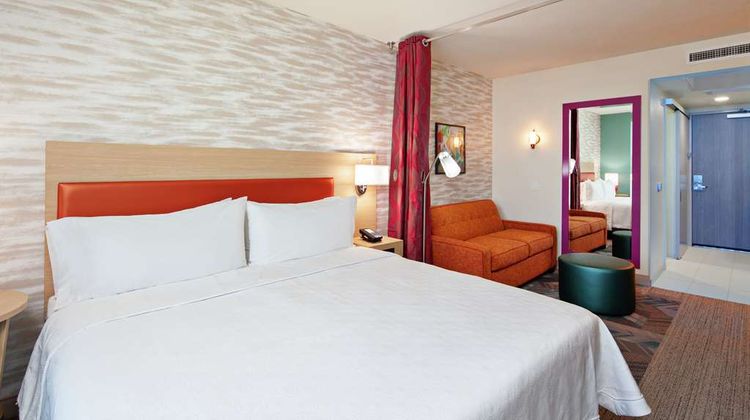 Home2 Suites Alameda Oakland Airport Room