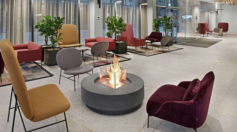 <b>Hilton Garden Inn Vilnius City Centre Lobby</b>. Images powered by <a href="https://iceportal.shijigroup.com/" title="IcePortal" target="_blank">IcePortal</a>.