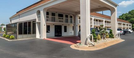 Quality Inn McDonough Exterior