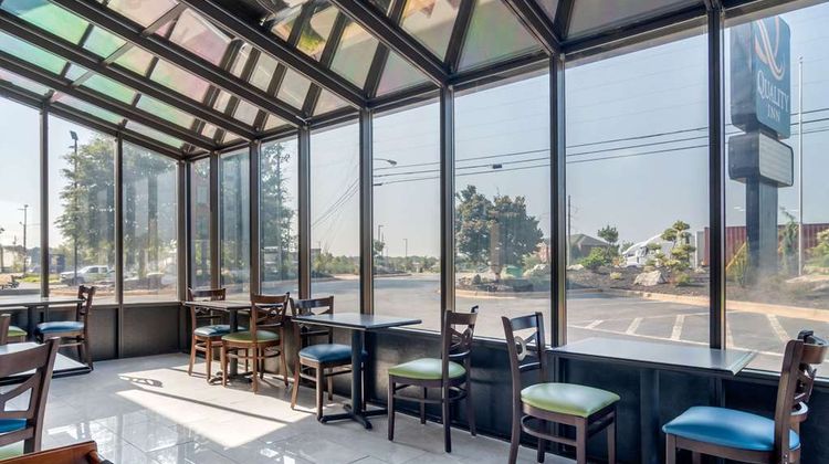 Quality Inn McDonough Restaurant