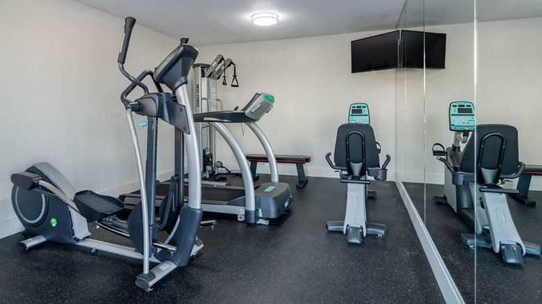 <b>Quality Inn McDonough Health</b>. Images powered by <a href="https://iceportal.shijigroup.com/" title="IcePortal" target="_blank">IcePortal</a>.