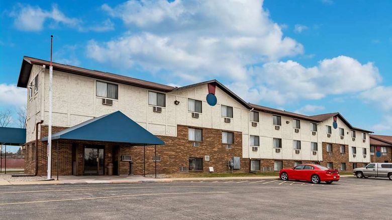 <b>Econo Lodge Inn & Suites, Auburn Exterior</b>. Images powered by <a href="https://iceportal.shijigroup.com/" title="IcePortal" target="_blank">IcePortal</a>.