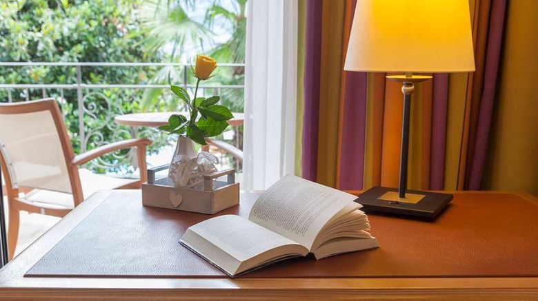<b>Boutique Hotel Remorino Room</b>. Images powered by <a href="https://iceportal.shijigroup.com/" title="IcePortal" target="_blank">IcePortal</a>.