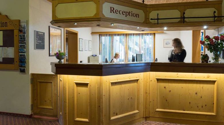 <b>Hotel The Originals Kirchbuehl Lobby</b>. Images powered by <a href="https://iceportal.shijigroup.com/" title="IcePortal" target="_blank">IcePortal</a>.