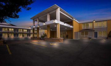 Best Western Lee's Motor Inn