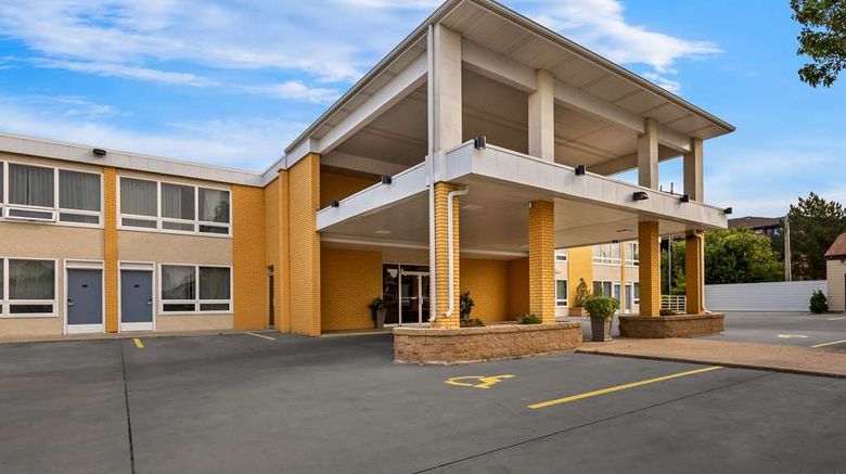 <b>Best Western Lee's Motor Inn Exterior</b>. Images powered by <a href="https://iceportal.shijigroup.com/" title="IcePortal" target="_blank">IcePortal</a>.