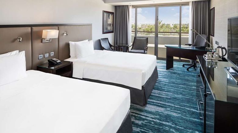 <b>Radisson Blu Hotel & Resort Al Ain Room</b>. Images powered by <a href="https://iceportal.shijigroup.com/" title="IcePortal" target="_blank">IcePortal</a>.
