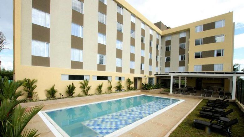 <b>Best Western Puerto Gaitan Hotel Pool</b>. Images powered by <a href="https://iceportal.shijigroup.com/" title="IcePortal" target="_blank">IcePortal</a>.