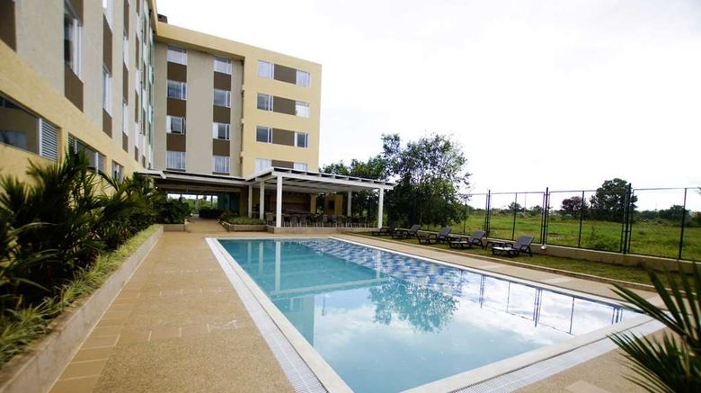 <b>Best Western Puerto Gaitan Hotel Pool</b>. Images powered by <a href="https://iceportal.shijigroup.com/" title="IcePortal" target="_blank">IcePortal</a>.