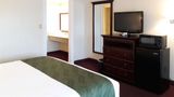 <b>Quality Inn & Suites El Cajon Room</b>. Images powered by <a href="https://iceportal.shijigroup.com/" title="IcePortal" target="_blank">IcePortal</a>.