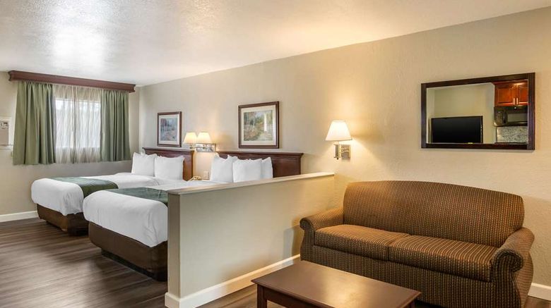 <b>Quality Inn & Suites El Cajon Suite</b>. Images powered by <a href="https://iceportal.shijigroup.com/" title="IcePortal" target="_blank">IcePortal</a>.