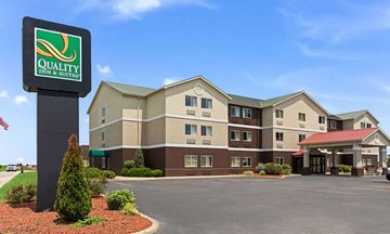 Quality Inn & Suites Ferdinand