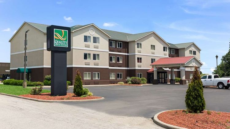 Quality Inn & Suites Ferdinand Exterior