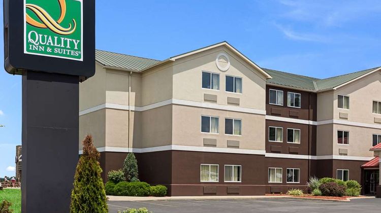 Quality Inn & Suites Ferdinand Exterior