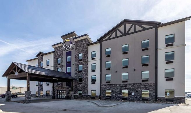 Sleep Inn & Suites Exterior