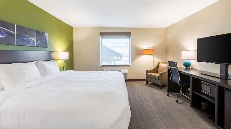 <b>Sleep Inn & Suites Room</b>. Images powered by <a href="https://iceportal.shijigroup.com/" title="IcePortal" target="_blank">IcePortal</a>.
