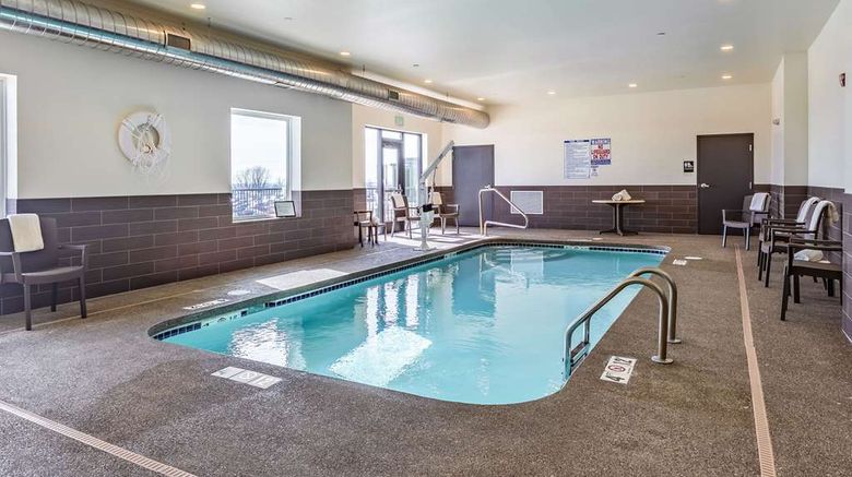 <b>Sleep Inn & Suites Pool</b>. Images powered by <a href="https://iceportal.shijigroup.com/" title="IcePortal" target="_blank">IcePortal</a>.