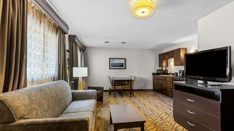 Best Western of Harbor Springs Suite