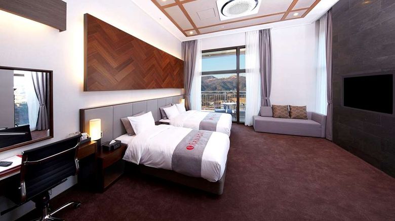 <b>Ramada Gangwon Pyeongchang Room</b>. Images powered by <a href="https://iceportal.shijigroup.com/" title="IcePortal" target="_blank">IcePortal</a>.