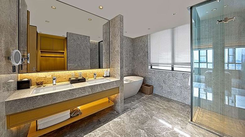 <b>Ramada Plaza Wyndham Shengzhou City Ctr Room</b>. Images powered by <a href="https://iceportal.shijigroup.com/" title="IcePortal" target="_blank">IcePortal</a>.