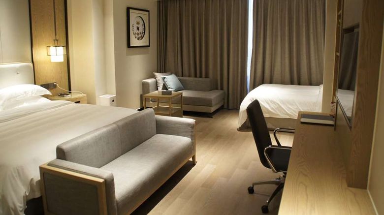 <b>Ramada Plaza Wyndham Shengzhou City Ctr Room</b>. Images powered by <a href="https://iceportal.shijigroup.com/" title="IcePortal" target="_blank">IcePortal</a>.