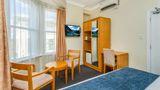Ramada By Wyndham Hamilton City Center Room