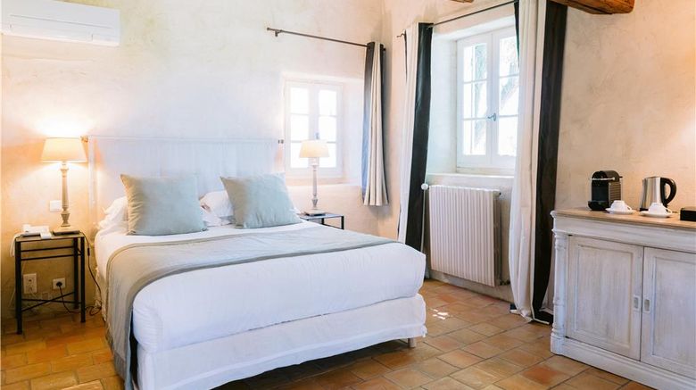<b>Le Domaine de la Rose Room</b>. Images powered by <a href="https://iceportal.shijigroup.com/" title="IcePortal" target="_blank">IcePortal</a>.