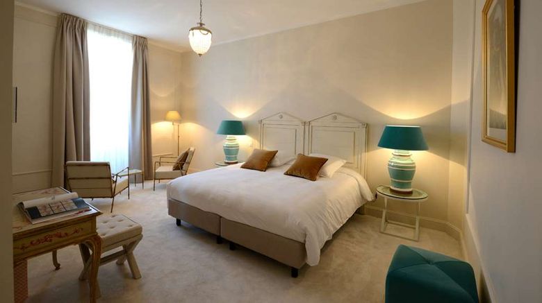 <b>Grand Hotel Henri Room</b>. Images powered by <a href="https://iceportal.shijigroup.com/" title="IcePortal" target="_blank">IcePortal</a>.
