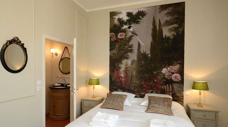 <b>Grand Hotel Henri Room</b>. Images powered by <a href="https://iceportal.shijigroup.com/" title="IcePortal" target="_blank">IcePortal</a>.