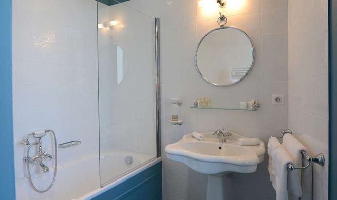 Grand Hotel Henri Room
