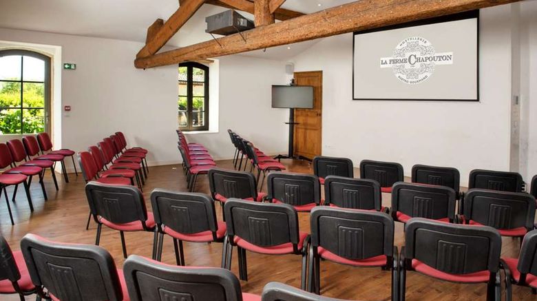 <b>La Ferme Chapouton Meeting</b>. Images powered by <a href="https://iceportal.shijigroup.com/" title="IcePortal" target="_blank">IcePortal</a>.