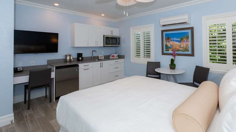 <b>Crane's Beach House Boutique Hotel Suite</b>. Images powered by <a href="https://iceportal.shijigroup.com/" title="IcePortal" target="_blank">IcePortal</a>.