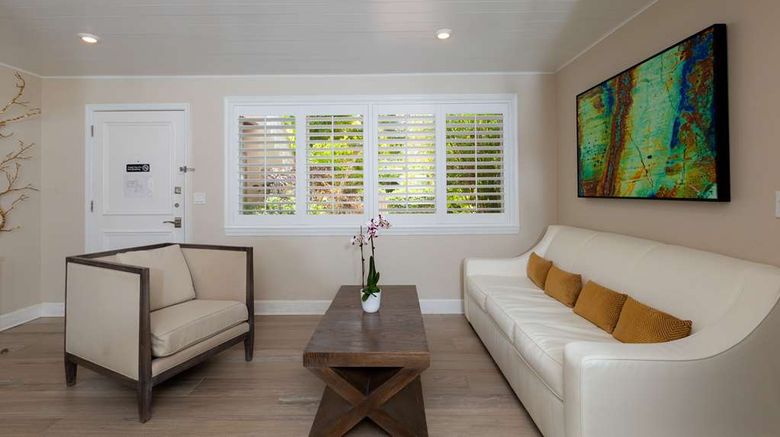 <b>Crane's Beach House Boutique Hotel Suite</b>. Images powered by <a href="https://iceportal.shijigroup.com/" title="IcePortal" target="_blank">IcePortal</a>.