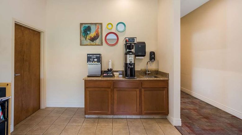 <b>SureStay Hotel by Best Western Restaurant</b>. Images powered by <a href="https://iceportal.shijigroup.com/" title="IcePortal" target="_blank">IcePortal</a>.
