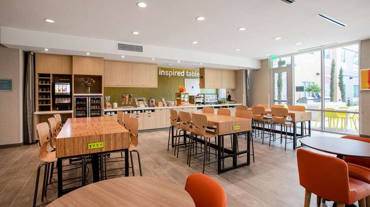 Home2 Suites by Hilton Carlsbad Restaurant
