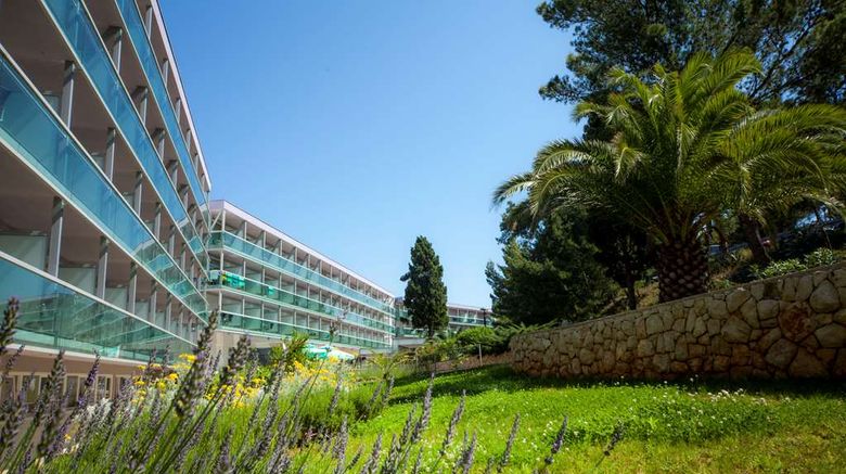<b>Wellness Hotel Aurora Exterior</b>. Images powered by <a href="https://iceportal.shijigroup.com/" title="IcePortal" target="_blank">IcePortal</a>.