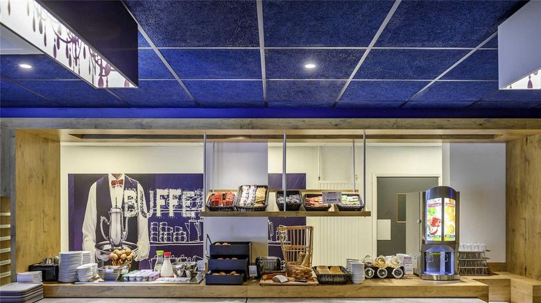 <b>Ibis Budget Saint Etienne Centre Gare Restaurant</b>. Images powered by <a href="https://iceportal.shijigroup.com/" title="IcePortal" target="_blank">IcePortal</a>.