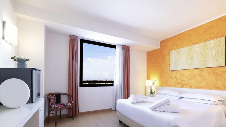 Ibis Styles Roma Vintage Room