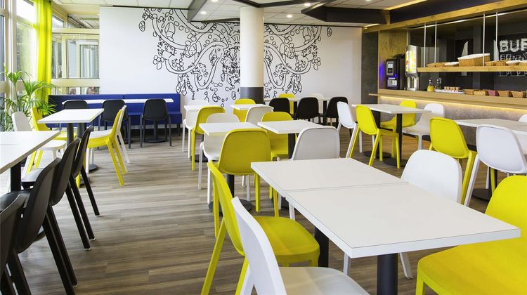 Ibis Budget Fresnes Exterior