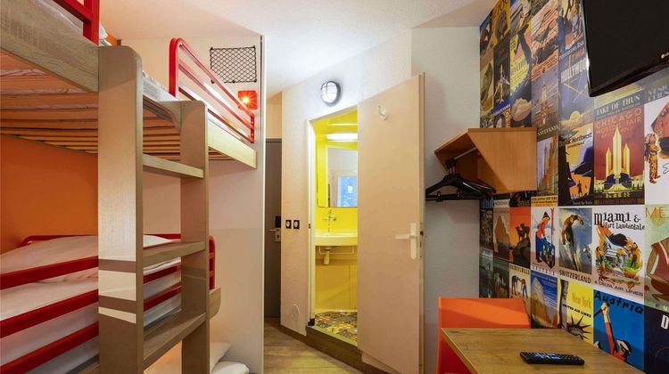 HotelF1 Nemours Room