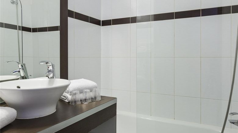 <b>Ibis Styles Massy Opera Room</b>. Images powered by <a href="https://iceportal.shijigroup.com/" title="IcePortal" target="_blank">IcePortal</a>.