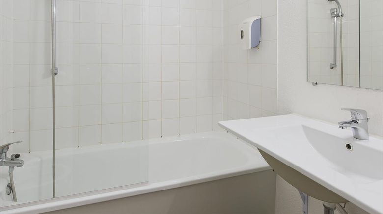 <b>Hotel F1 Igny Massy Tgv Room</b>. Images powered by <a href="https://iceportal.shijigroup.com/" title="IcePortal" target="_blank">IcePortal</a>.