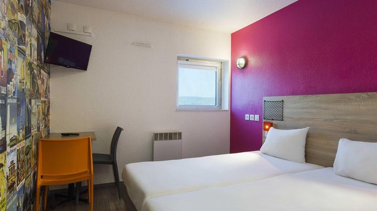Hotel F1 Igny Massy Tgv Room