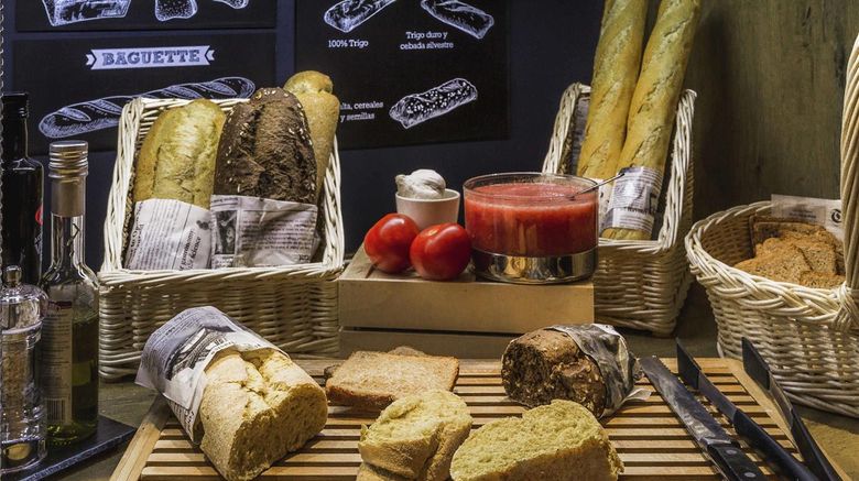 <b>Ibis Hotel Marseille Centre Restaurant</b>. Images powered by <a href="https://iceportal.shijigroup.com/" title="IcePortal" target="_blank">IcePortal</a>.